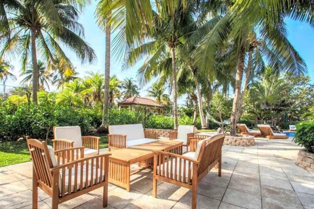 Swaying Palm Beach House Fort Lauderdale Buitenkant foto